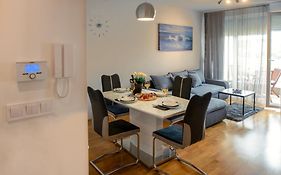Vanilla Apartment